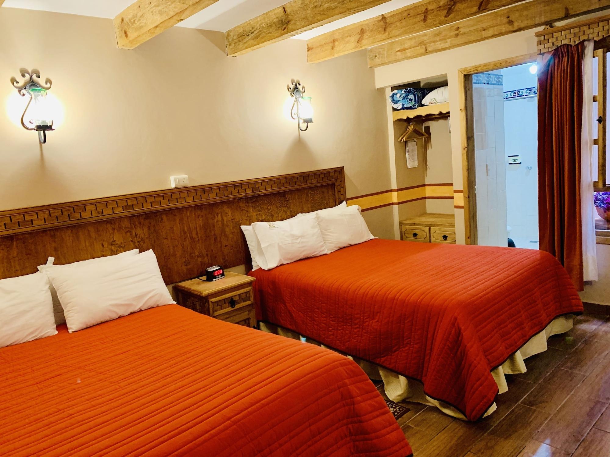 Hotel La Casa De Mama San Cristóbal de Las Casas Екстериор снимка