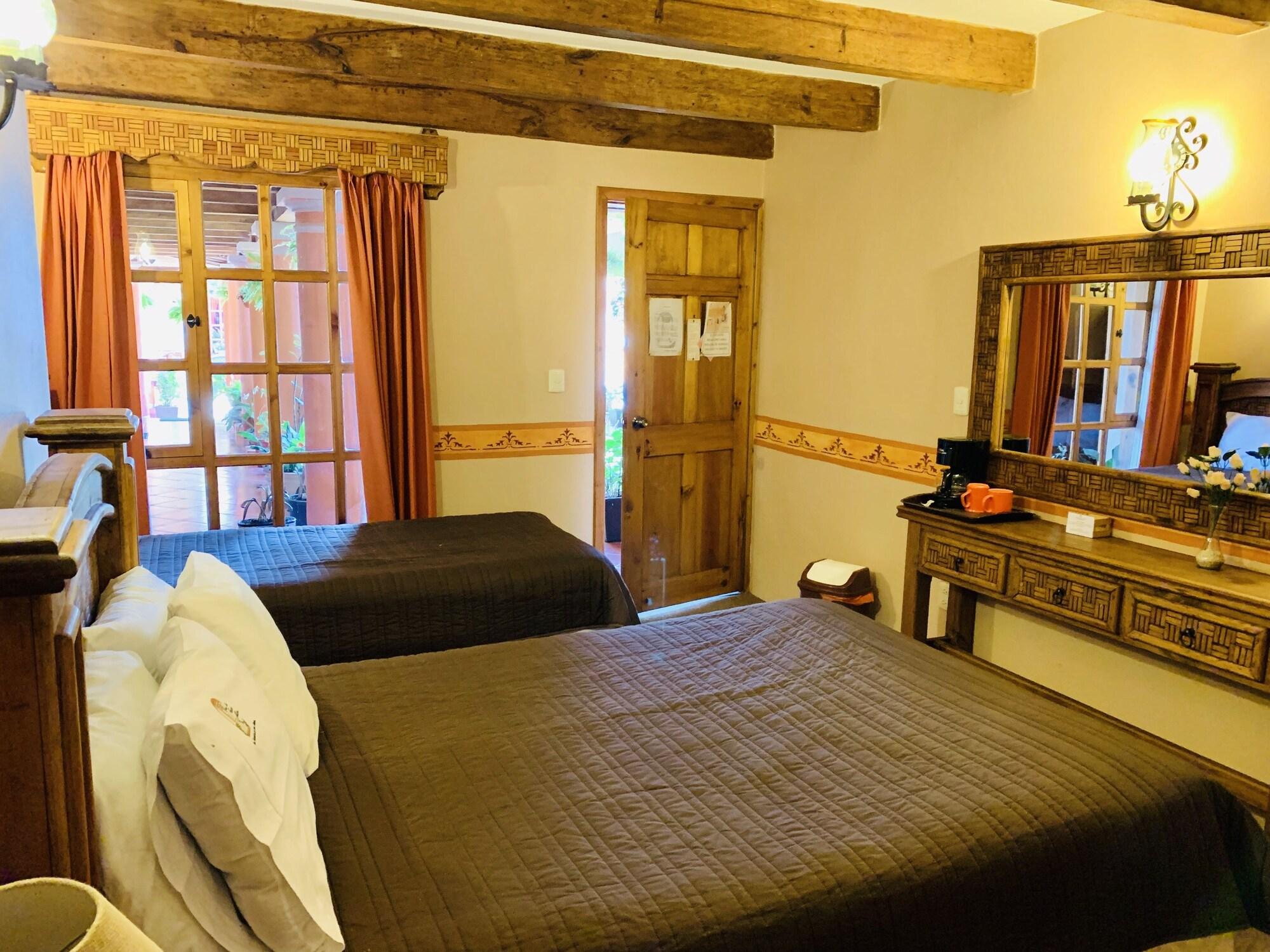 Hotel La Casa De Mama San Cristóbal de Las Casas Екстериор снимка