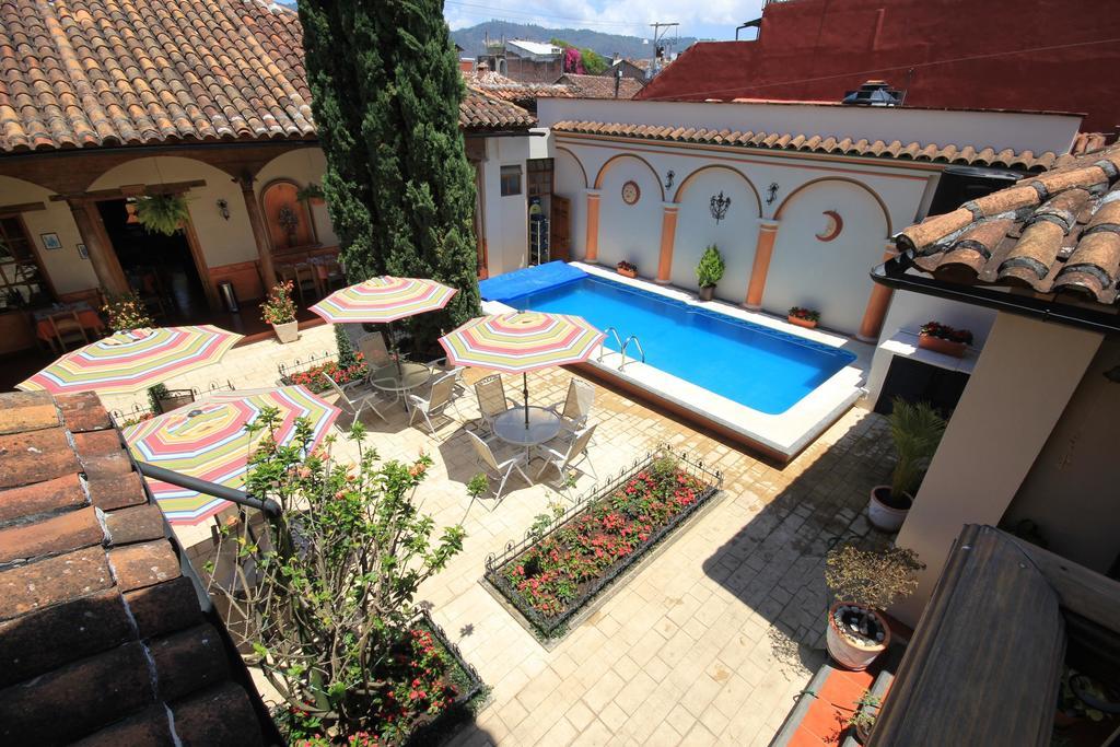 Hotel La Casa De Mama San Cristóbal de Las Casas Екстериор снимка
