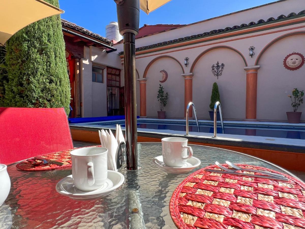 Hotel La Casa De Mama San Cristóbal de Las Casas Екстериор снимка