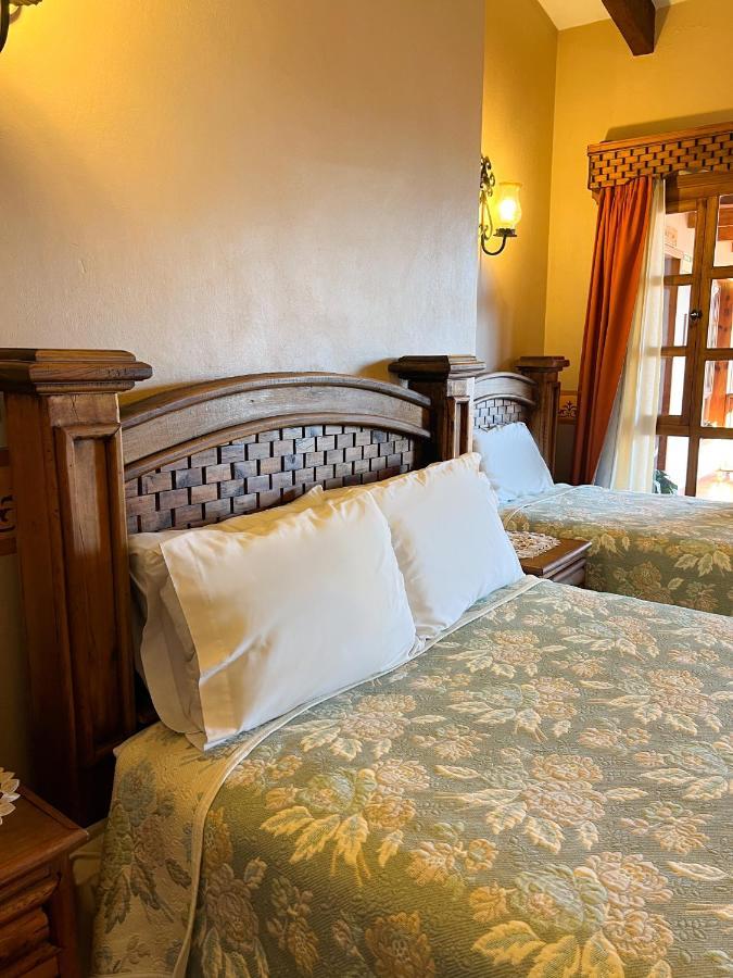 Hotel La Casa De Mama San Cristóbal de Las Casas Екстериор снимка