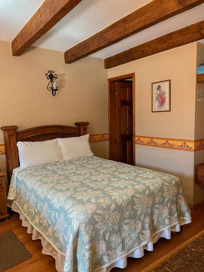Hotel La Casa De Mama San Cristóbal de Las Casas Екстериор снимка