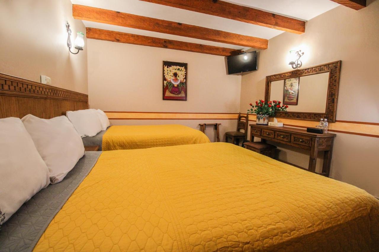 Hotel La Casa De Mama San Cristóbal de Las Casas Екстериор снимка