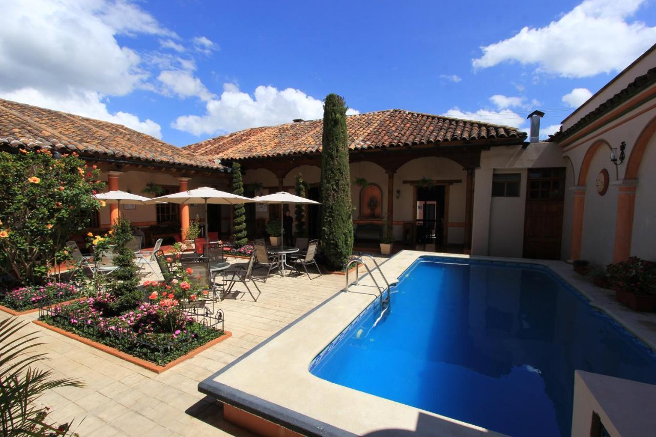 Hotel La Casa De Mama San Cristóbal de Las Casas Екстериор снимка