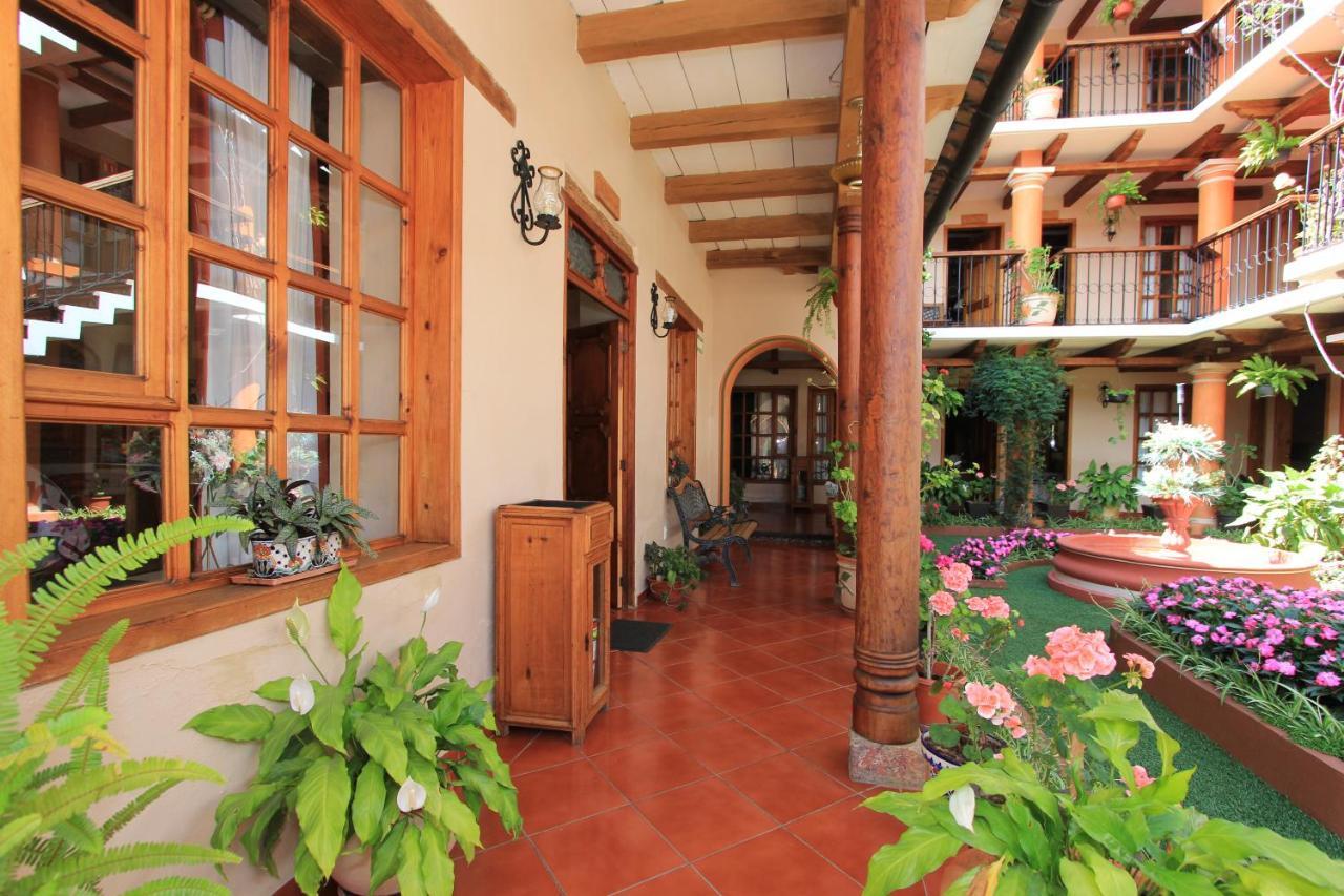 Hotel La Casa De Mama San Cristóbal de Las Casas Екстериор снимка